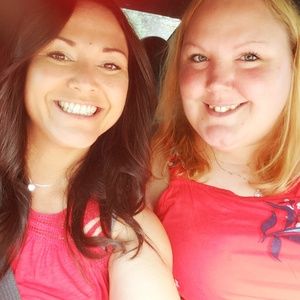 Meet your Posher, Malia